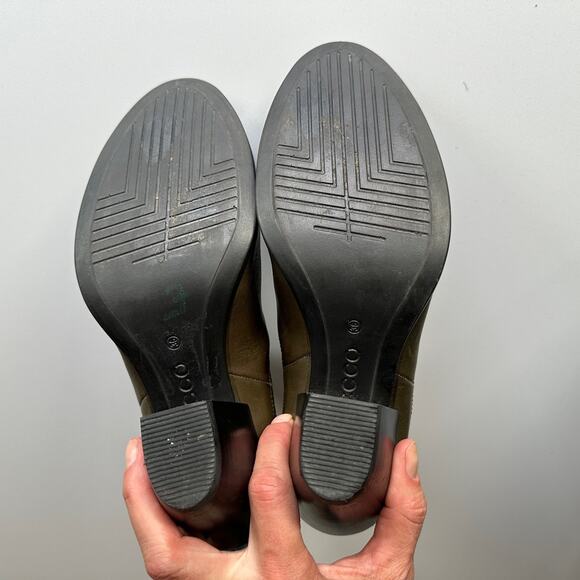 Ecco Shape 55 Western Chelsea Pull On Low Heel Olive Gray Boots EU 36 US 5 - Picture 5 of 8